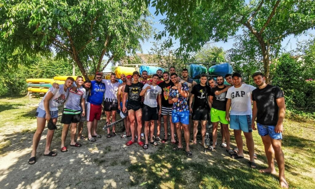 „Skauti“ proveli dan na Canoe Safari na rijeci Trebižat – FOTO