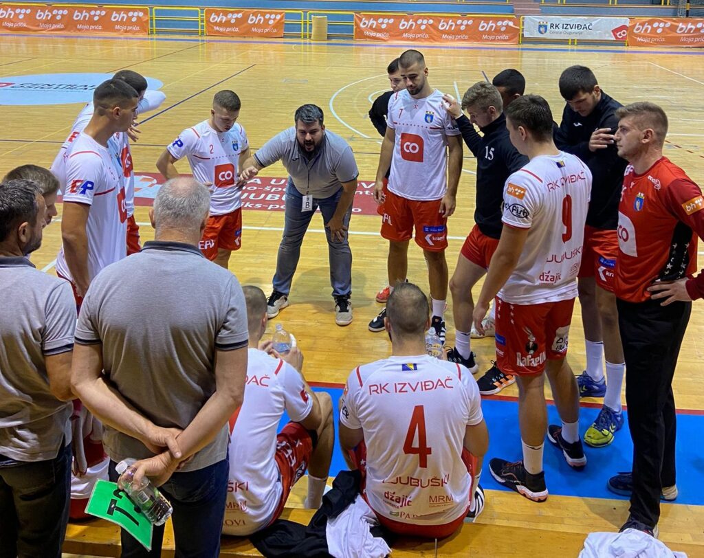 Prvak na koljenima, Izviđač uvjerljivo svladao Borca