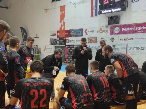 Bajka se nastavlja, Izviđač deklasirao i Gračanicu