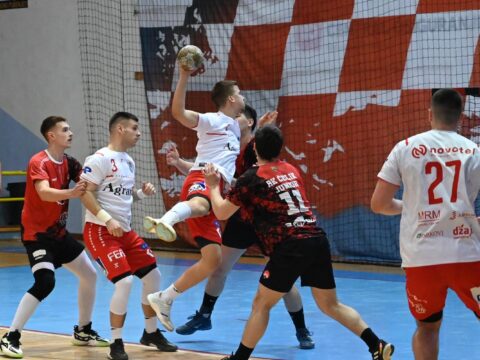 Izviđač s mladim snagama uvjerljiv protiv Čelik Juniora