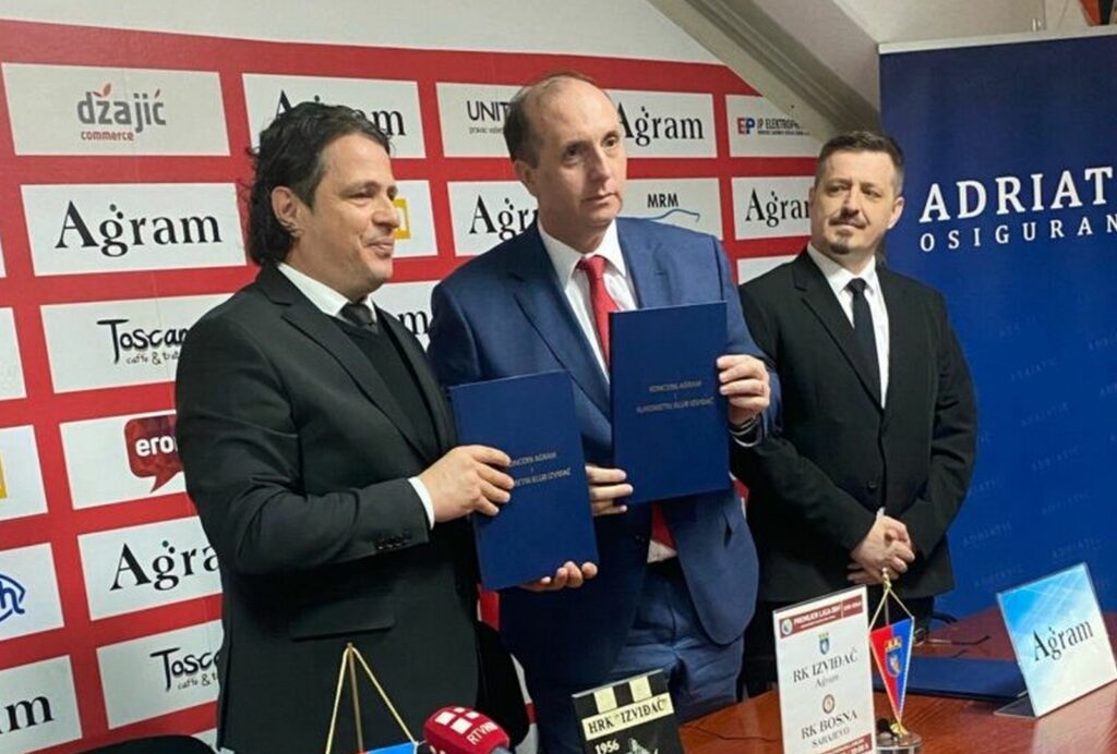 Koncern Agram uručio autobus RK Izviđač Agram